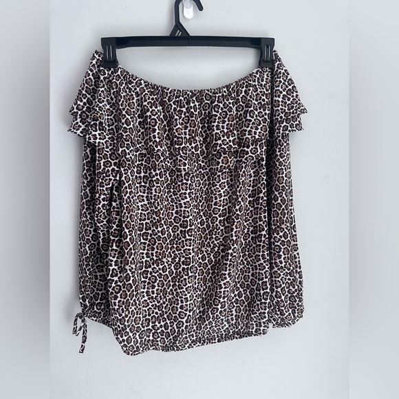 Michael Kors Cheetah-Print Ruffled Top peasant blouse off- shoulder Size Small - Picture 2 of 7